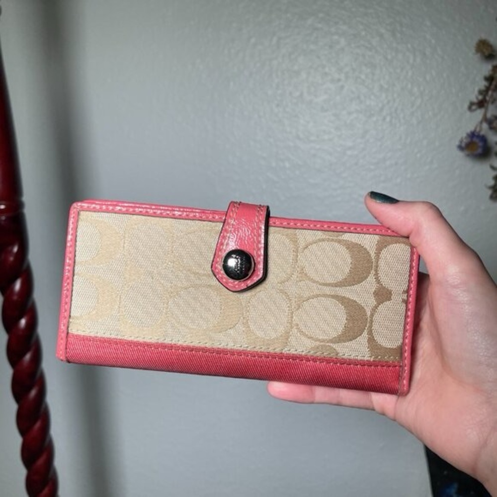 Y2K Coach Signature Canvas Card Holder in Khaki and Coral Pink